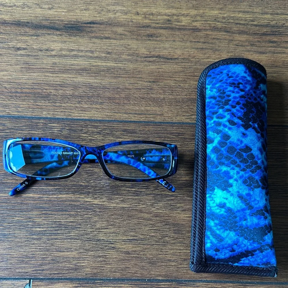 👓👓Foster Grant Vibrant Blue Tortoiseshell Patterned Reader Glasses👓👓
